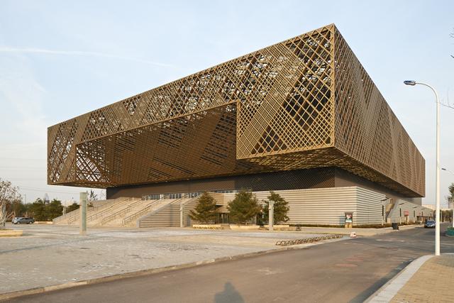 A片直播大学生体育馆